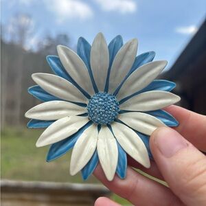 Vintage Blue + White Flower Brooch